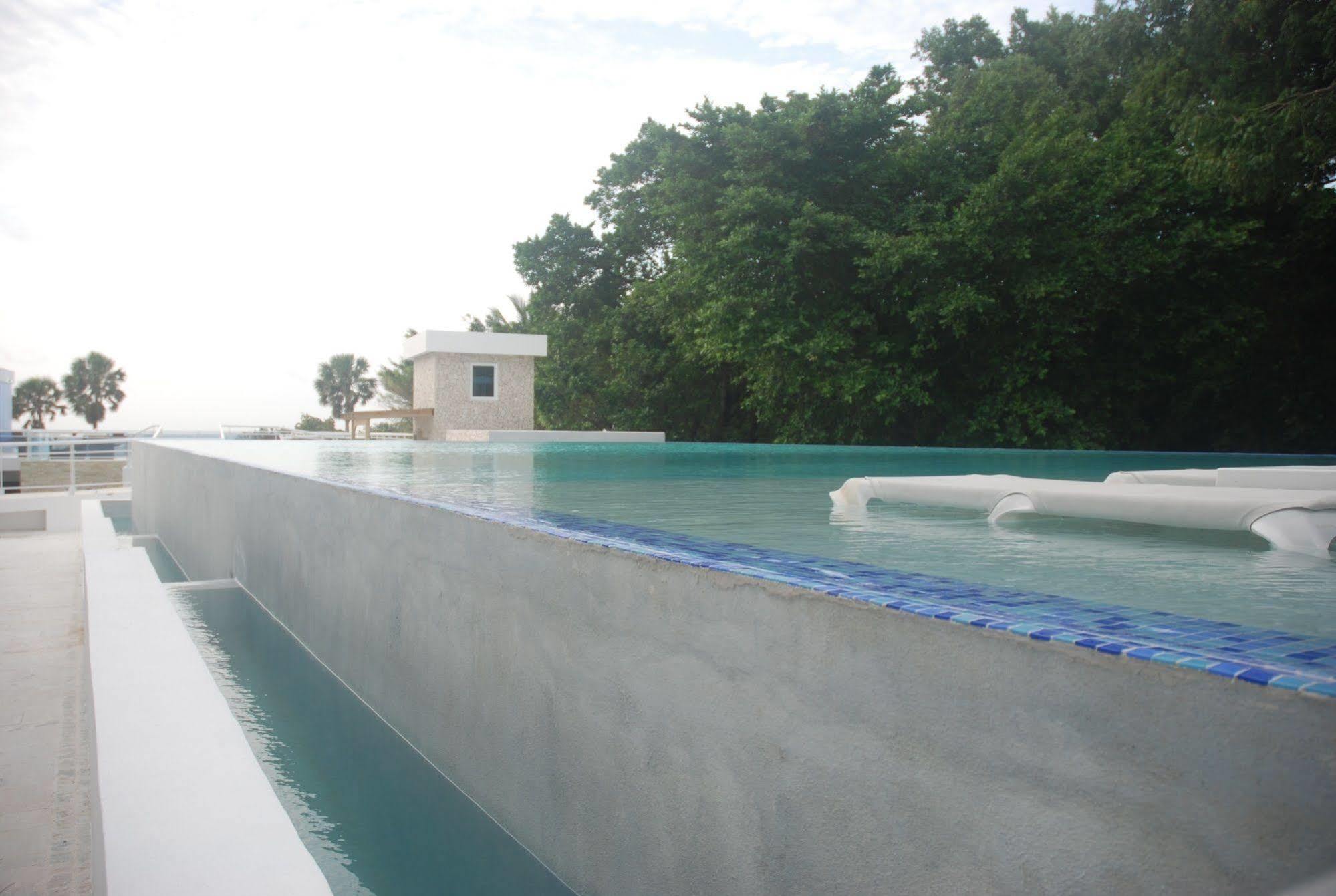 E&J Beach Condo Sosúa Extérieur photo